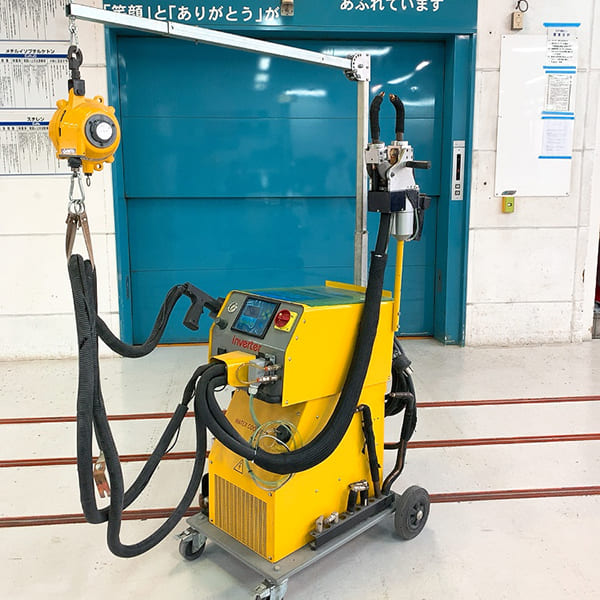 スポット溶接機（超高張力鋼板）の画像